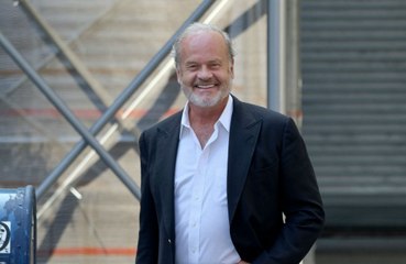 Kelsey Grammer siente que su hijo recién nacido le ha dado una segunda oportunidad de ser padre