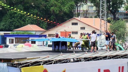 Red Bull Flugtag S02E02 13