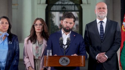 Boric garantiza una transición pacífica del poder a José Antonio Kast