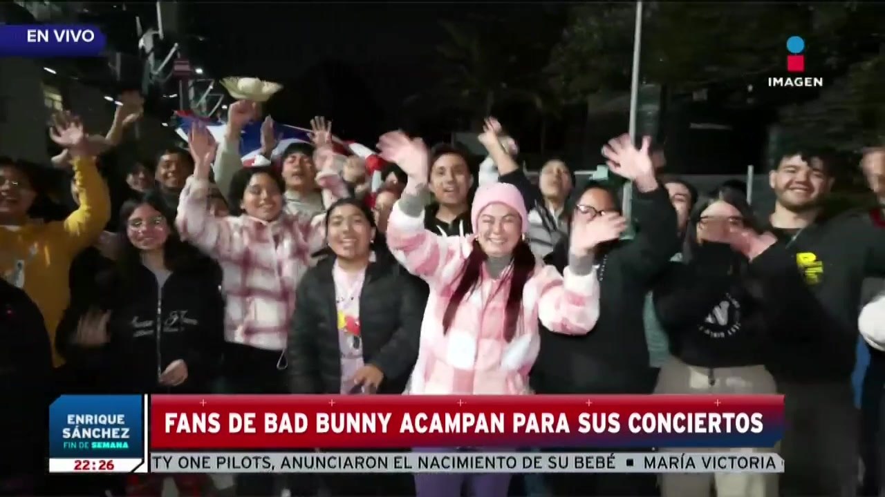 Fans de Bad Bunny acampan a las afueras del Estadio GNP para su concierto