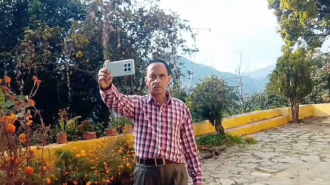 From Village to Delhi मै चला अपने गॉव से दिल्ली को
