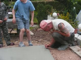 LA DALLE DE LA PISCINE