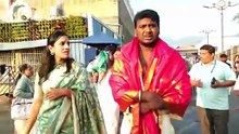 Singer Rahul Sipligunj With Wife Harinya Reddy Visits Tirumala