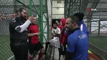 Sahada tek bir kelime yok! Bu maçta her şey işaretle