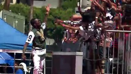 6ix9ine Trolls Fashion Nova Over Nicki Minaj & Cardi B Fight | Hollywoodlife