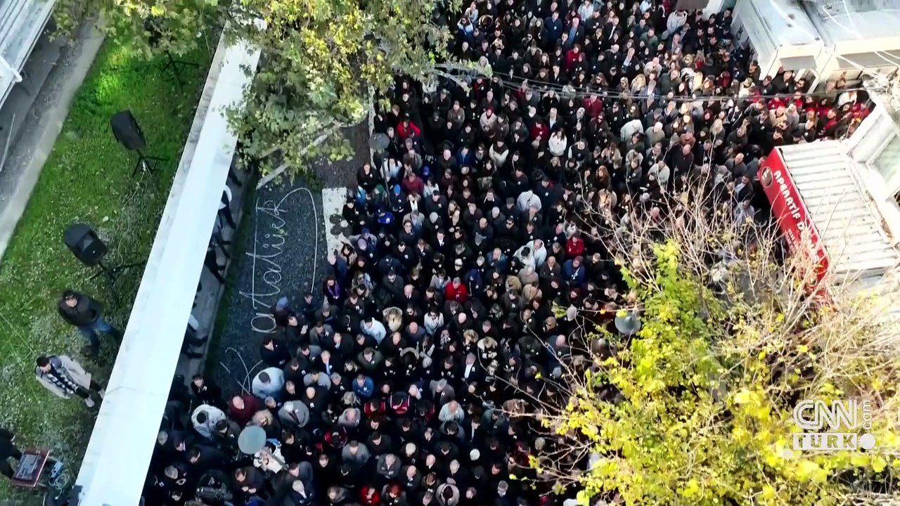 Şehzadeler Belediye Başkanı Gülşah Durbay'a veda! Özgür Özel gözyaşlarını tutamadı