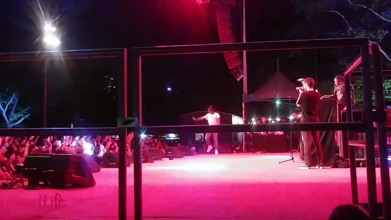 Joey Badass Pays Tribute To XXXTentacion & Capital STEEZ At Steez Day 2018 EXCLUSIVE VIDEO