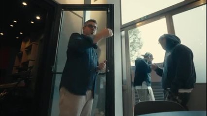 «Tutto è possibile», nel nuovo disco di Geolier featuring speciale con Pino Daniele