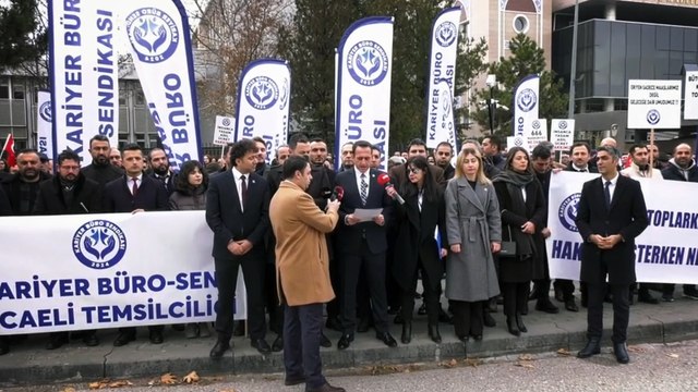 Kariyer Büro Sendikası üyeleri, Hazine ve Maliye Bakanlığı önünden seslendi: Sistematik olarak ayrıştırılmaya, ötekileştirilmeye isyan ediyoruz
