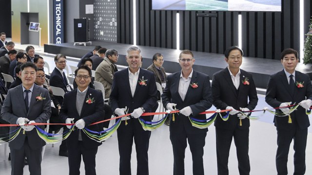 한국GM 국내에 3억달러 투자...2028년 이후 생산 지속 기반 / YTN