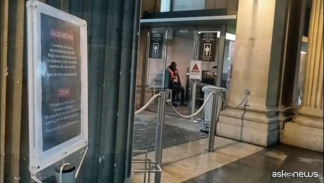 A Parigi Louvre chiuso per uno sciopero dei dipendenti