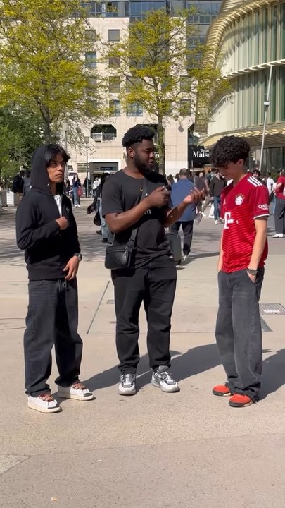 Si elle gagne pas 10 000 € par mois, ils venant pas de elle