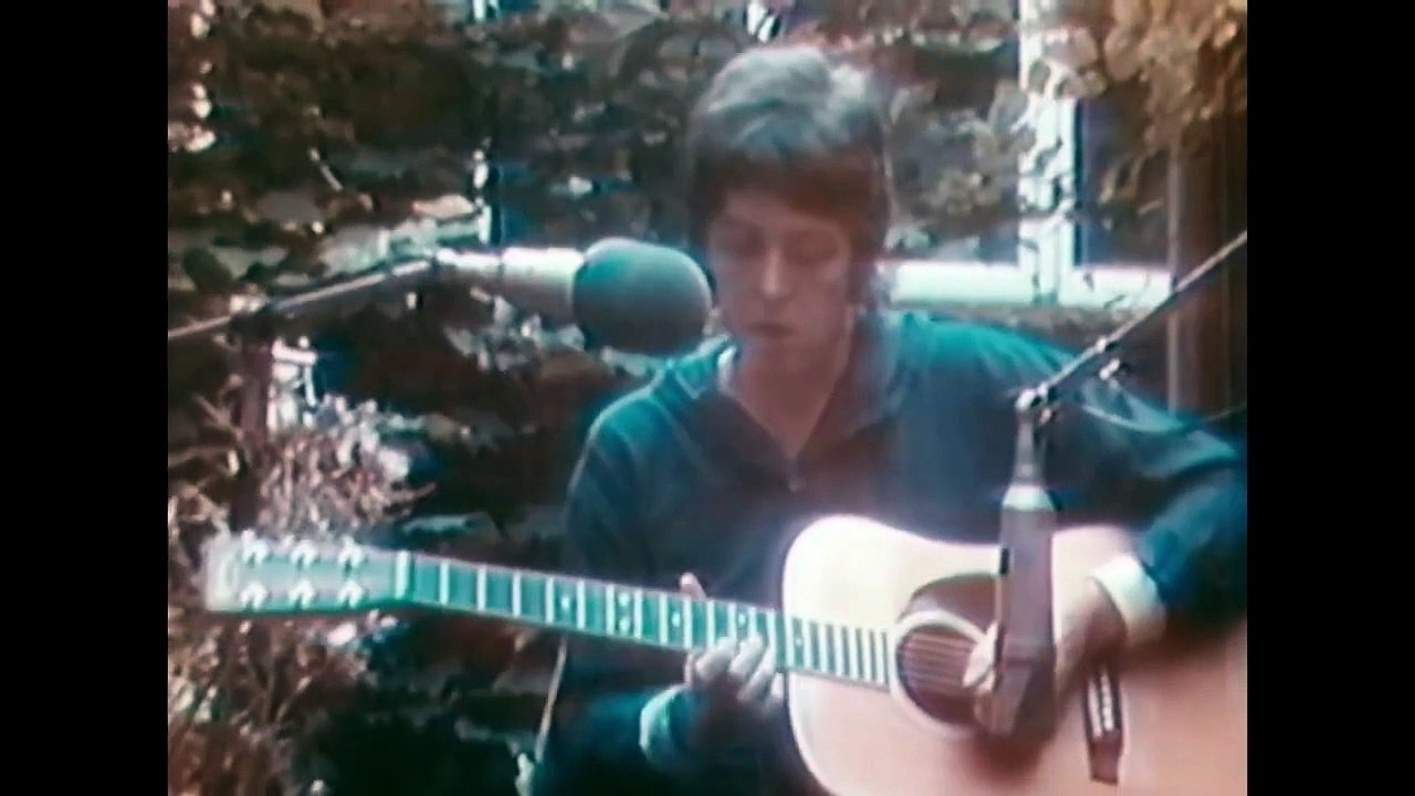 Paul McCartney- Sweet Little Sixteen (One Hand Clapping Backyard)