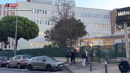Les bureaux d'Orange dans un quartier sensible de Marseille rouvrent progressivement