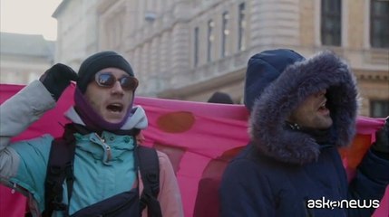 Come Ilaria Salis. "The Trial" racconta la storia di Maja T., che rischia 24 anni di carcere in Ungheria