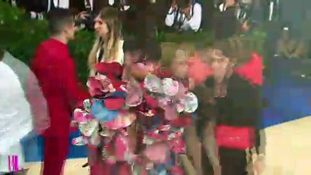 Rihanna Reacts To Drake Speaking About Her & Chris Brown On Rap Radar