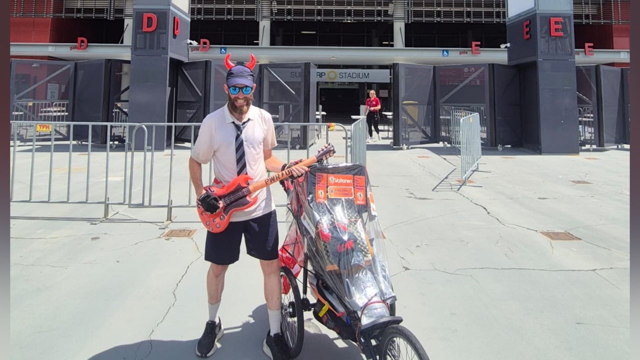 Highway to Help - Liverpool ultrarunner completes AC/DC charity run across Australia