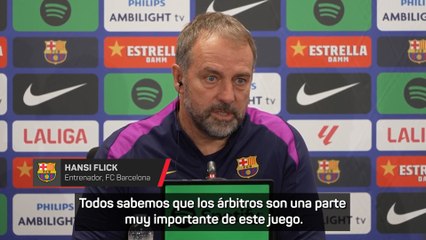 Flick respalda a los árbitros: "Creo que hacen un trabajo fantástico"