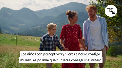 Por qué no es buena idea decir a tus hijos "no podemos pagarlo" cuando quieren algo y qué decir en su lugar, según este experto en psicología