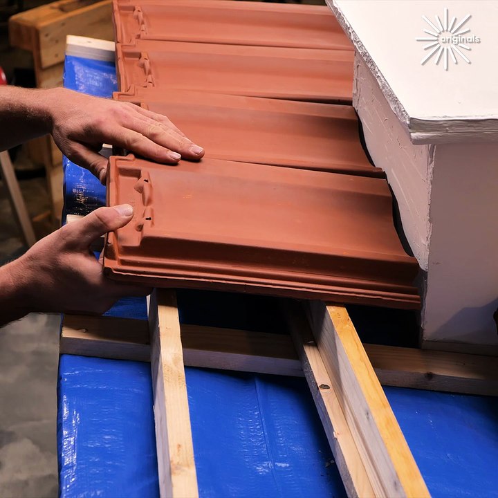 The perfect hack to protect your chimney from water leaks!  💯💧