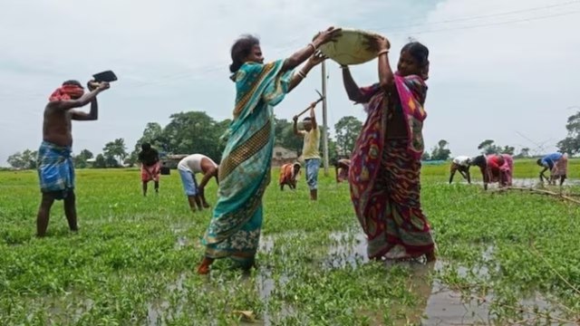 क्या है 'वीबी जी राम जी', MGNREGA से कैसे होगा ये अलग, जानें