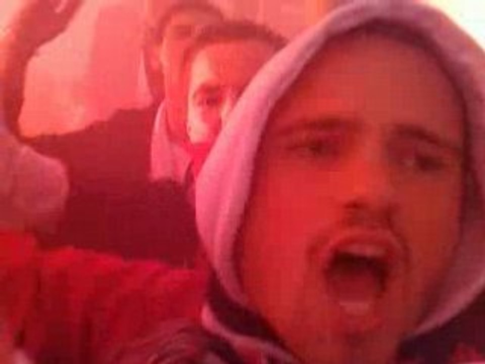 Cortege atks fumigene psg sou pon sncf final psg lyon 24/5/8