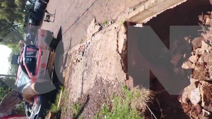 Calçada na Rua Citrino cede e moradores temem acidentes graves principalmente com idosos e crianças