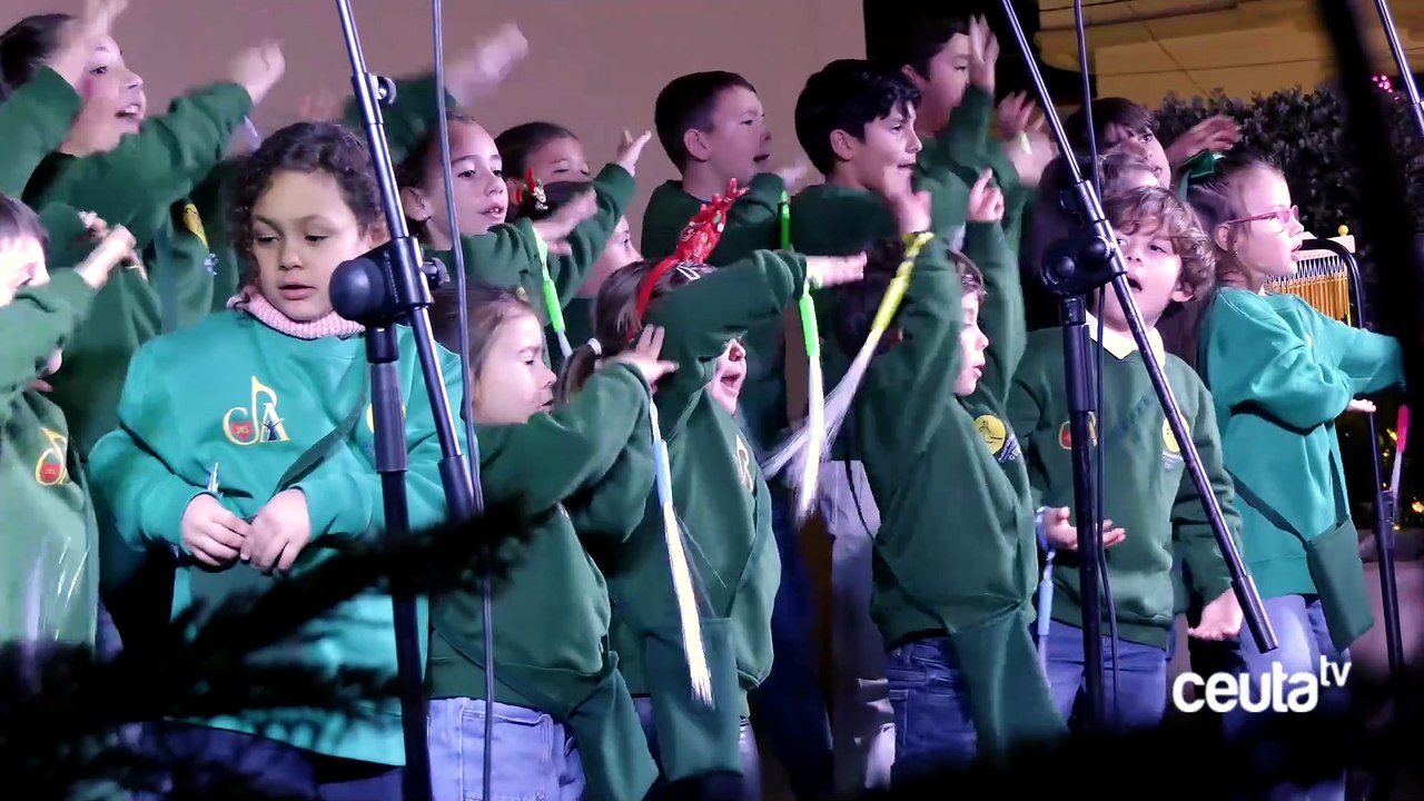 La plaza Nelson Mandela acoge la Polvoroná Infantil ¡No se pierdan las mejores imágenes!