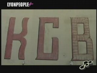 FRONTSIDETV : INAUGURATION TERRASSE A KGB 2007