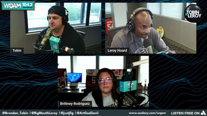 Mike McDaniel Does Incredible Job Getting Miami Dolphins Ready For Cold vs Pittsburgh Steelers