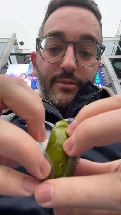 J’ai goûté un bonbon au cornichon