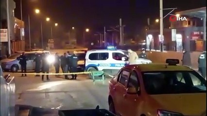 Bursa’da eğlence mekanı önünde silahlı çatışma!