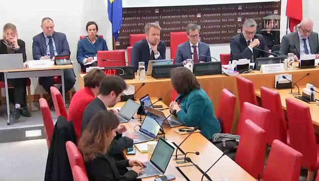 Commission des lois : Réparation des personnes condamnées pour homosexualité entre 1945 et 1982 ; Reconnaître le préjudice subi par les personnes condamnées sur le fondement de la législation pénalisant l’avortement - Lundi 15 décembre 2025