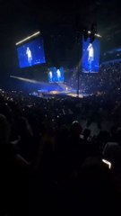 The crowd goes crazy as Joe Dwet File joins burna boy on stage to perform "Kampe II" live at his sold out show at the Centre bell arena in Montreal, Canada 🇨🇦 🤯🤯🤯