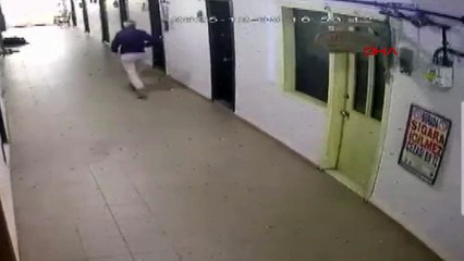 Bakırköy'de inanılmaz hırsızlık planı! Bu saati çalabilmek için ofis kiralayıp duvarını deldiler