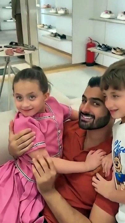 دكتورة خلود تستفز بنتها بحبها لأبوها