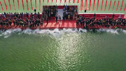 Im Wasser der Seine - Trailer (Deutsch) HD