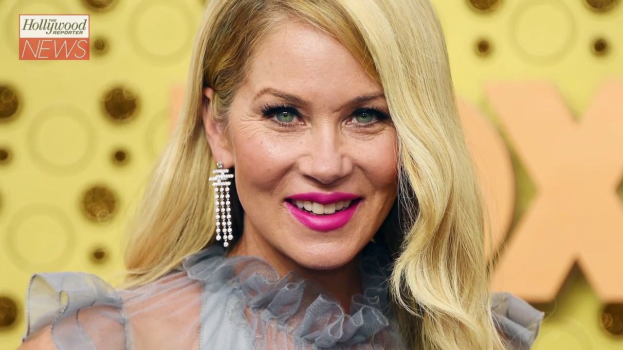 Christina Applegate Slams Candace Owens’ Criticism of Underwear Ad Featuring Model in Wheelchair | THR News