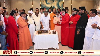 മുഖ്യമന്ത്രിയുടെ ക്രിസ്മസ്- പുതുവത്സര വിരുന്നിൽ അതിഥിയായി ഭാവനയും