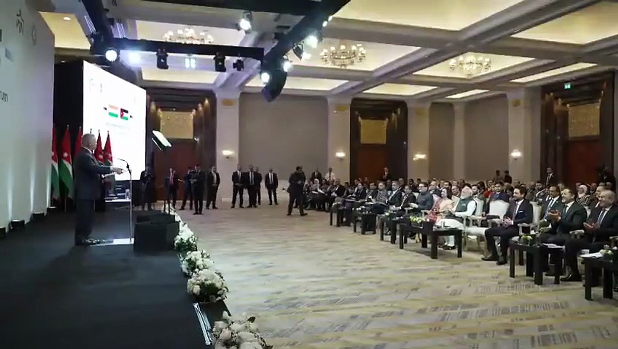 الملك يهنئ منتخب النشامى