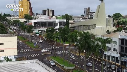 Cascavel amanhece com tempo fechado e previsão de chuva