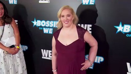 Mama June Wears Gorgeous White Dress To Exchange Vows With Justin Stroud On The Beach