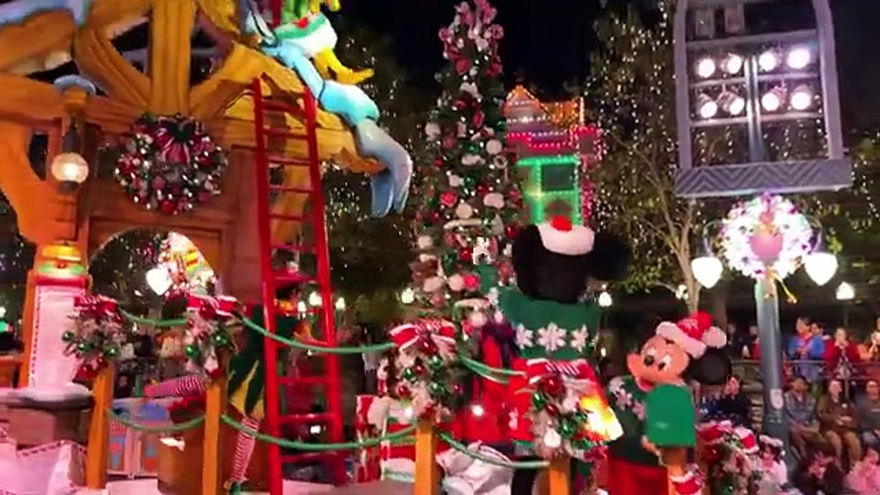 A Christmas Fantasy Parade _ Disneyland 2025