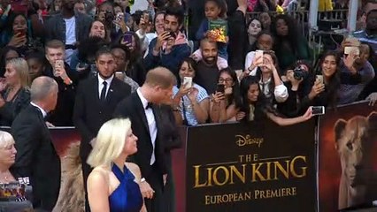 Prince Harry & Meghan Markle Reportedly Want To ‘Meet’ With Royal Family After Bombshell Series