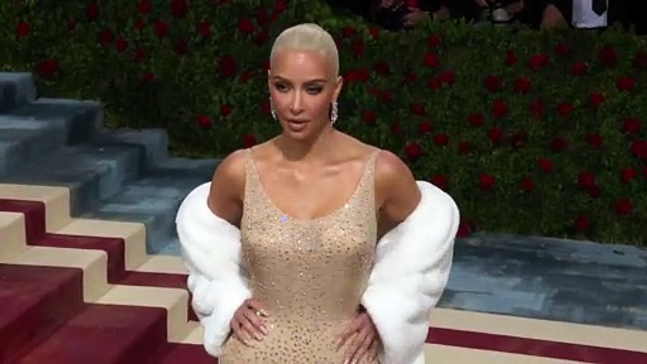 Kim Kardashian Gets Morpheus Laser Procedure To ‘Tighten’ Her Stomach, Says It’s ‘Painful’