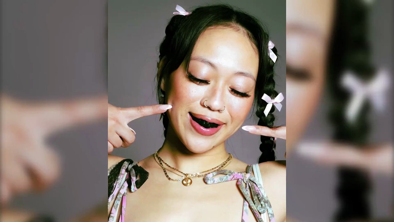 L'estetica dei grillz neri raggiunge il mondo dell'hip hop: ecco perchè i denti neri sono simbolo di forza e femminilità