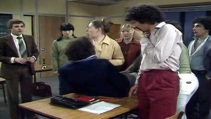 Mind Your Language - S03 - E03 - No Flowers By Request