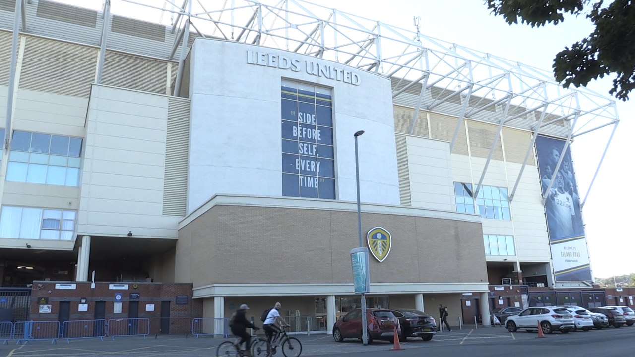 Leeds Linked With Ayase Ueda as Transfer Window Looms Amid Survival Push