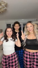 Who thinks they can carry two girls?#friends