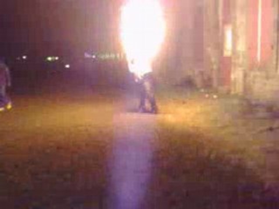 multison crachage de feu 1